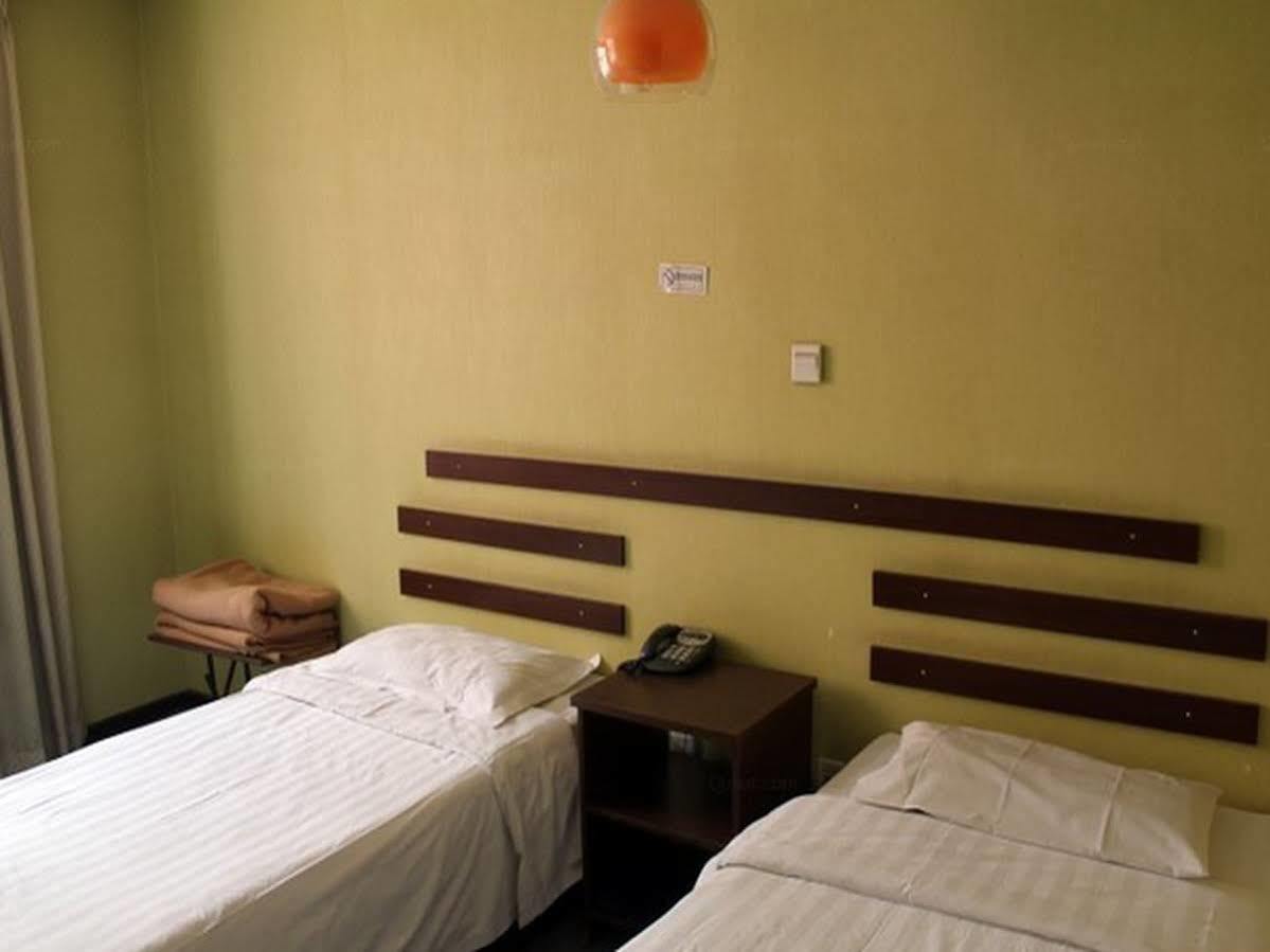 Yanmin Express Hotel 北京 外观 照片